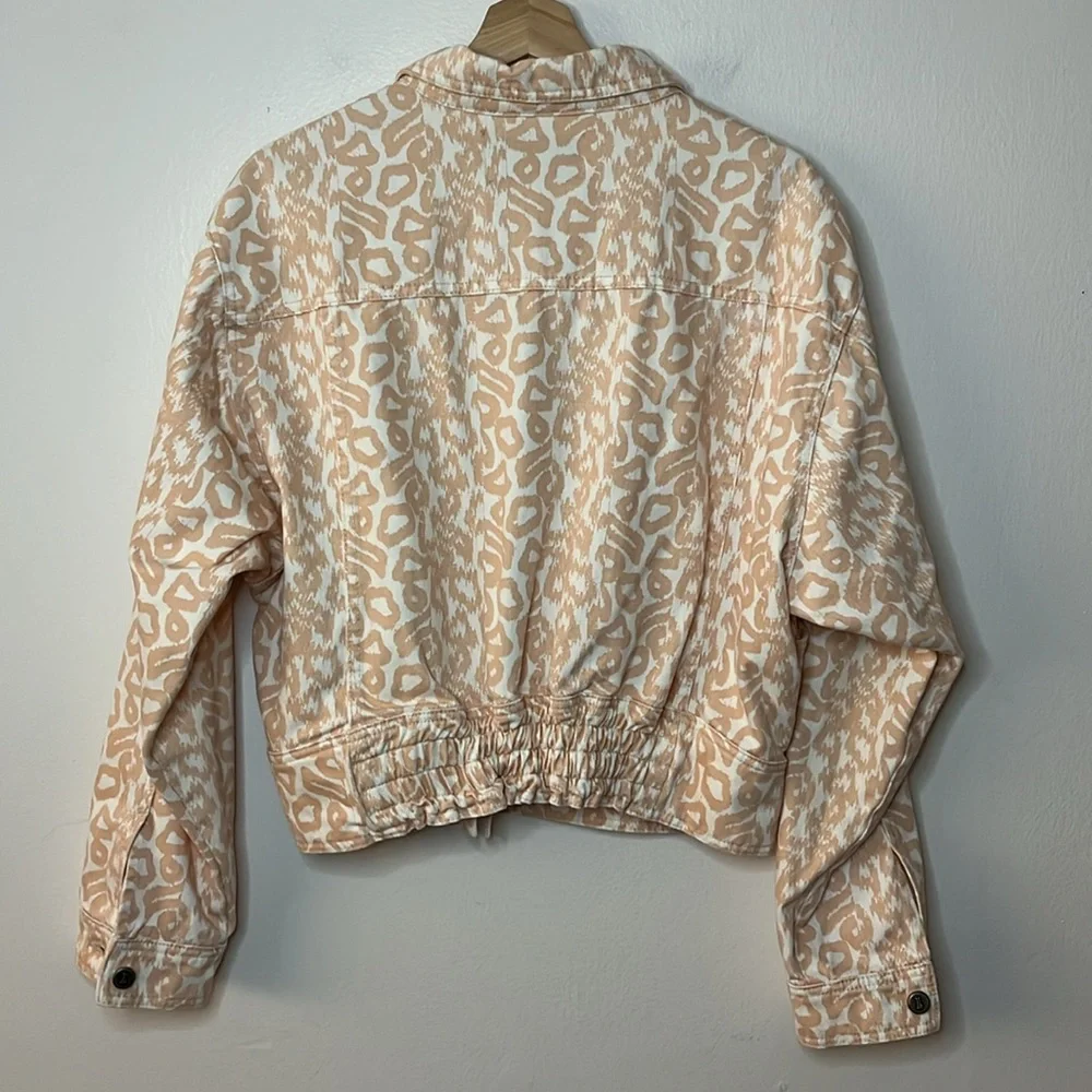 Pilcro Printed Trucker Jacket in Pink and White‎ size medium